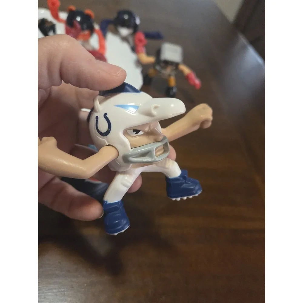 N/A 13 figures